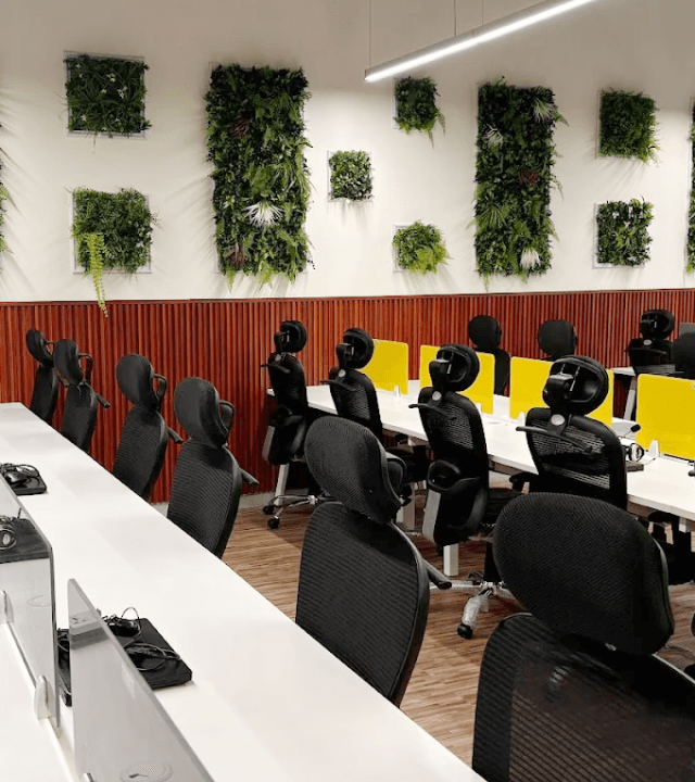 Coworking office in Noida with high-speed internet and meeting rooms Coworking office in Noida with high-speed internet and meeting rooms
